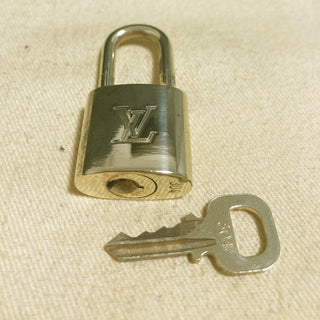 Louis Vuitton Cadenas Bag Charm Gold-plated