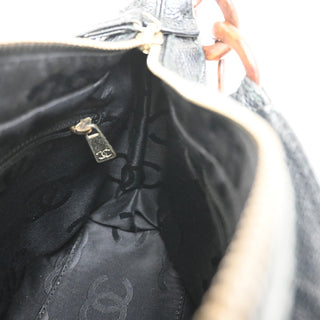 Chanel Vintage Wood Chain CC Shoulder Bag Caviar