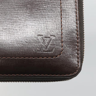 Louis Vuitton Utah Zippy Organizer Leather