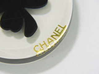 Chanel Trèfle CC Necklace Plastic and Gold plated