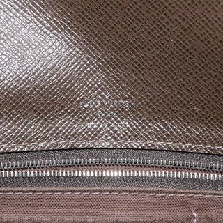 Louis Vuitton Belaia Clutch Taiga Leather