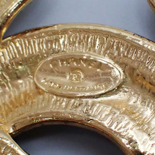 Chanel Vintage Quilted CC Brooch Metal