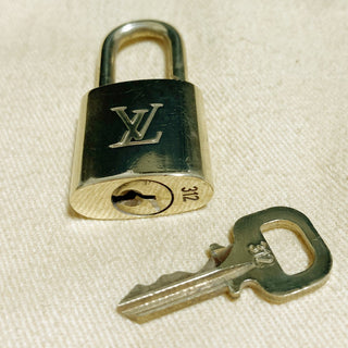 Louis Vuitton Cadenas Bag Charm Gold-plated