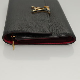 Louis Vuitton Capucines Compact wallet Leather