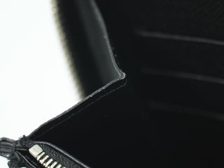 Louis Vuitton Zippy Organizer Taiga Leather