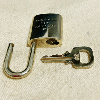 Louis Vuitton Cadenas Bag Charm Gold-plated