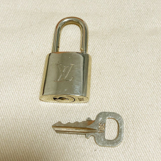 Louis Vuitton Cadenas Bag Charm Gold-plated