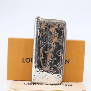 Louis Vuitton Zippy wallet vertical Monogram mirror