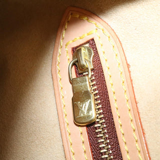 Louis Vuitton Marais Bucket Bag Nomade Leather