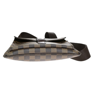 Louis Vuitton Pochette Melville Damier