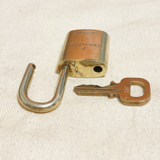 Louis Vuitton Cadenas Bag Charm Gold-plated