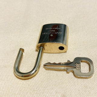 Louis Vuitton Cadenas Bag Charm Gold-plated
