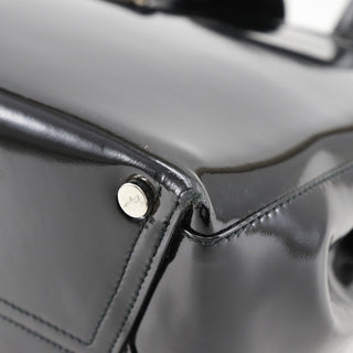 Salvatore Ferragamo Vala Shoulder Bag Patent Leather