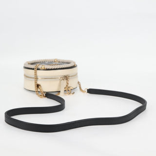 Chanel En Vogue Round Bag Crumpled Calfskin