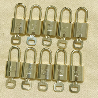 Louis Vuitton Cadenas Bag Charm Gold-plated