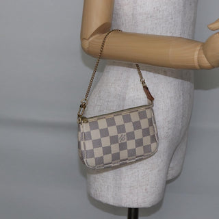 Louis Vuitton Pochette Accessoires Damier