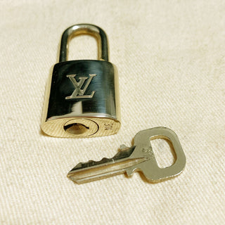 Louis Vuitton Cadenas Bag Charm Gold-plated