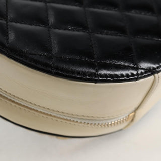 Chanel En Vogue Round Bag Crumpled Calfskin