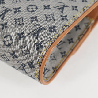 Louis Vuitton Camille Handbag Mini Lin