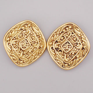 Chanel Vintage CC Diamond Clip-On Earrings Metal