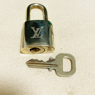 Louis Vuitton Cadenas Bag Charm Gold-plated