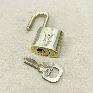 Louis Vuitton Cadenas Bag Charm Gold-plated