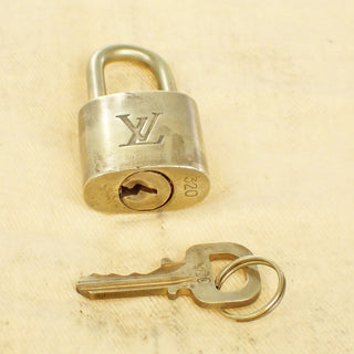Louis Vuitton Cadenas Bag Charm Gold-plated