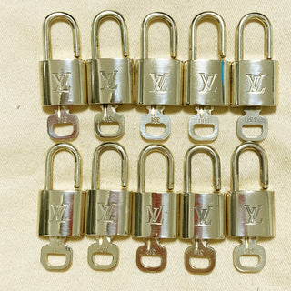Louis Vuitton Cadenas Bag Charm Gold-plated