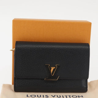 Louis Vuitton Capucines Compact wallet Leather