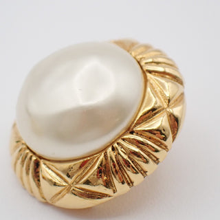 Chanel Vintage Round Clip-On Earrings Metal with Faux Pearl