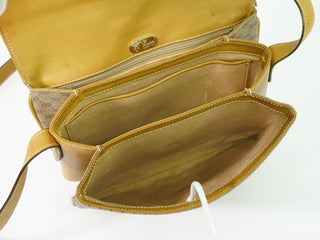 Gucci GG Marmont Pouch Crossbody Bag Leather