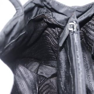 Prada Vintage Zip Tote Tessuto