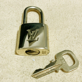 Louis Vuitton Cadenas Bag Charm Gold-plated