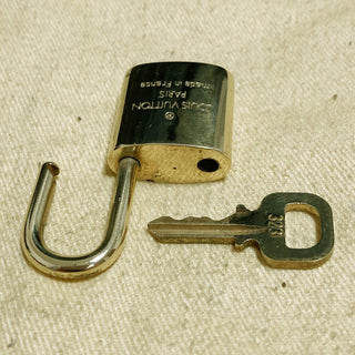 Louis Vuitton Cadenas Bag Charm Gold-plated