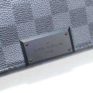 Louis Vuitton District Messenger Bag Damier Graphite