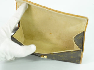 Louis Vuitton Florentine Waist Bag Monogram Canvas