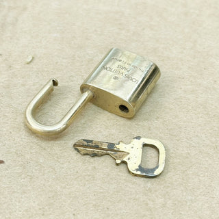 Louis Vuitton Cadenas Bag Charm Gold-plated