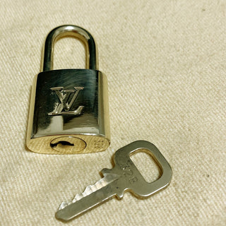 Louis Vuitton Cadenas Bag Charm Gold-plated