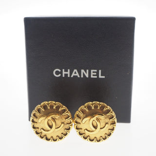 Chanel Vintage Round CC Clip-On Earrings Metal