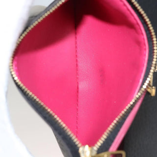 Louis Vuitton Capucines Compact wallet Leather