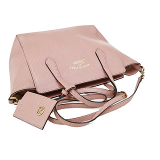 Gucci Swing Crossbody Bag Pebbled Leather
