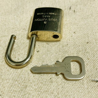 Louis Vuitton Cadenas Bag Charm Gold-plated