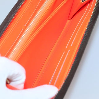 Louis Vuitton Zippy Wallet NM Monogram Graffiti