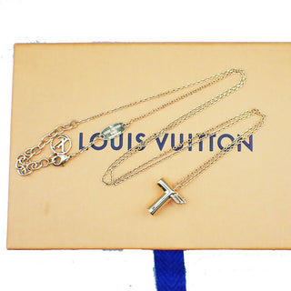 Louis Vuitton LV and Me Heart Pendant Necklace Metal