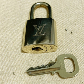 Louis Vuitton Cadenas Bag Charm Gold-plated