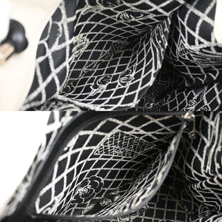 Chanel Essential 31 Rue Cambon Shopping Tote Leather