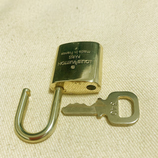 Louis Vuitton Cadenas Bag Charm Gold-plated