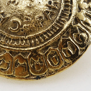 Chanel Vintage 31 Rue Cambon Round Clip-On Earrings Metal