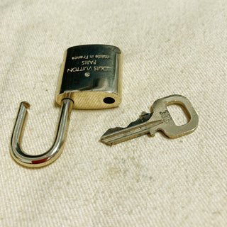 Louis Vuitton Cadenas Bag Charm Gold-plated