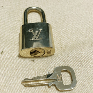 Louis Vuitton Cadenas Bag Charm Gold-plated